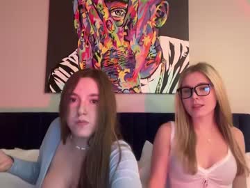 girl
        tiffany_samantha cam image #3913696
