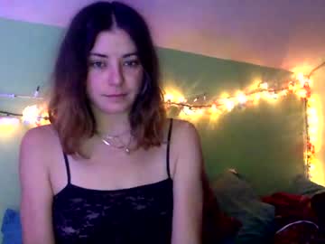 girl
        janicepepper cam image #186018