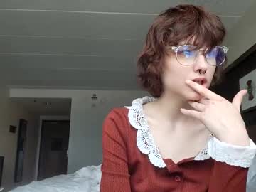 girl
        my_melody02 cam image #6985279