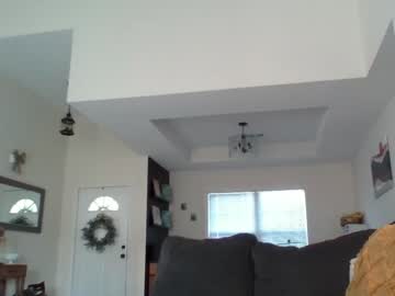 couple
        mistymorgan cam image #4220433