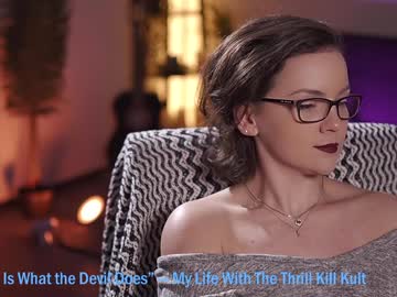 girl
        tiffanyriox cam image #5968376