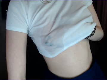 girl
        tripleprinces cam image #2956578