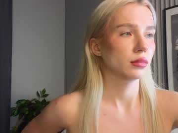 girl Live Cam Girls Love To Strip Naked For Their Viewers with _scarletlove