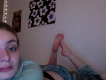 girl
        saphirreprincess333 cam image #423509