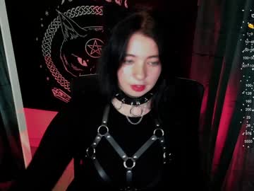 girl
        black_kittie_01 cam image #5139661