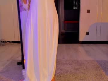 girl
        angella_kleee cam image #2742021