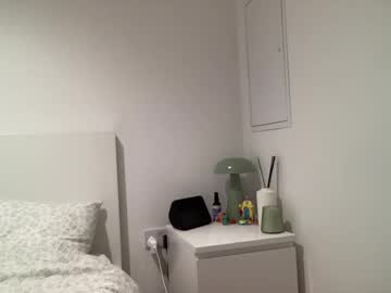 girl
        babybambiixx cam image #6906434
