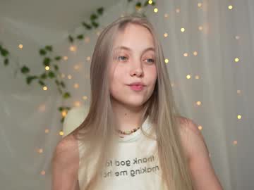 girl
        appr0ved cam image #5473970