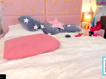 girl
        stella_francess cam image #690612
