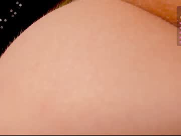girl
        _witch__ cam image #6494770