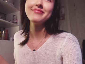girl
        nayeonobi cam image #4002035