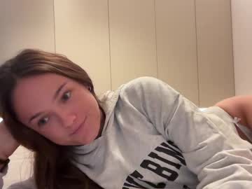 girl
        daisybabyyyyy cam image #5859992