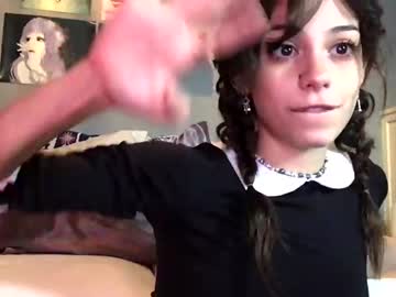 girl
        jade_angelic cam image #1291950