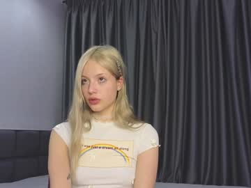 girl
        lovendy cam image #5706593