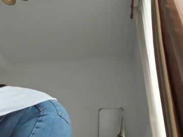 girl
        epicfu cam image #1898826
