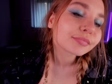 girl
        sweetmila1 cam image #6473885