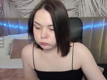 girl
        alli_zi cam image #6356795