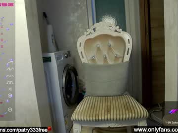 girl
        patry333 cam image #2172216
