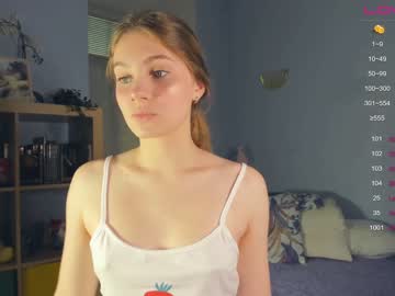 girl
        youne_and_beautiful cam image #2076770