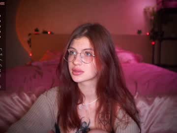 girl
        migurtt cam image #307034