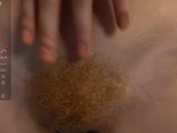 girl
        lilla_cutie cam image #4839758