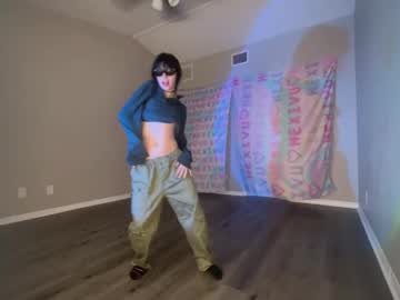 girl
        hexivu cam image #5218696