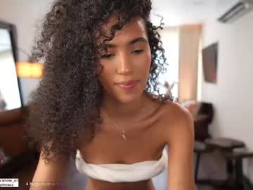 girl
        amnie_ cam image #6266657