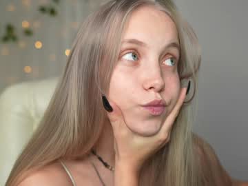 girl
        appr0ved cam image #5251744