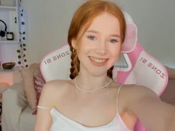 girl
        madeline_jackson cam image #2526766