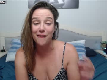 girl
        bluexstacey cam image #692156