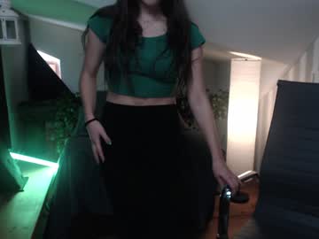 girl
        _nel cam image #14449