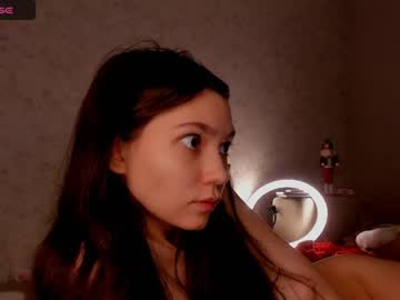 couple
        bzzzme cam image #3172449