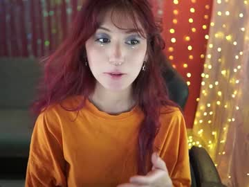 girl
        greeny_mat cam image #4320846