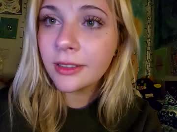 girl Live Cam Girls Love To Strip Naked For Their Viewers with paisleyjade2