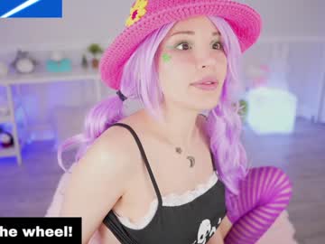 girl
        cherrycrush cam image #3917591
