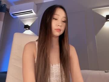 girl
        han_ji cam image #2330392
