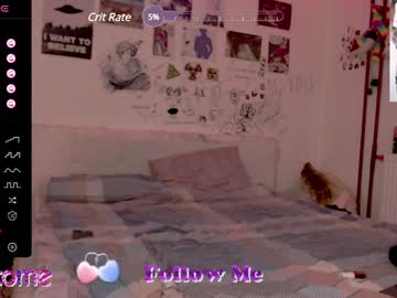 couple
        _alisa_in_wonderland cam image #4817223