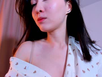 girl
        natsumiito cam image #5023520
