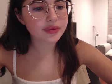 girl
        playnofuckinggames cam image #5276551