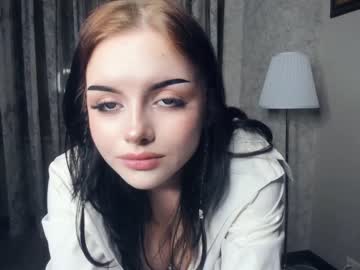 girl
        cute_caprice cam image #1584832