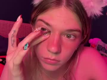 girl
        oliviahansleyy cam image #6551646