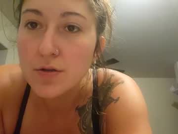 girl
        walnut4u cam image #4804640