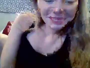 couple
        bbyblazinit cam image #870220