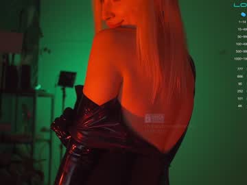 girl
        bronnica cam image #1541009