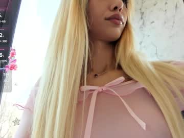 girl
        sassyt33n cam image #6293255
