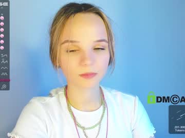 girl
        gorgeous_bunny cam image #593195
