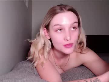 girl
        malthevalleyqueen cam image #2900802