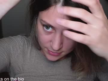 girl
        alexa_dream cam image #5076293