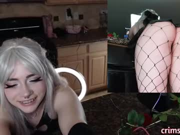 girl
        crimsonkitten cam image #6104456