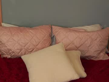 girl
        ashley_ospino cam image #6772758